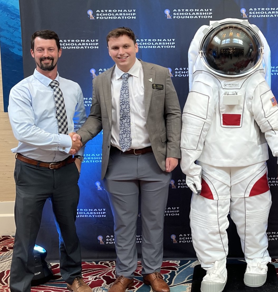 Congratulations to Garrett his recent Astronaut Scholarship Foundation Award! 